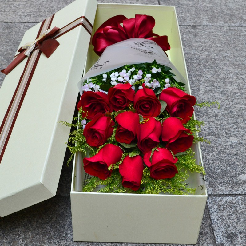 11朵红玫瑰花束成都鲜花速递同城重庆太原青岛合肥深圳情人节送花