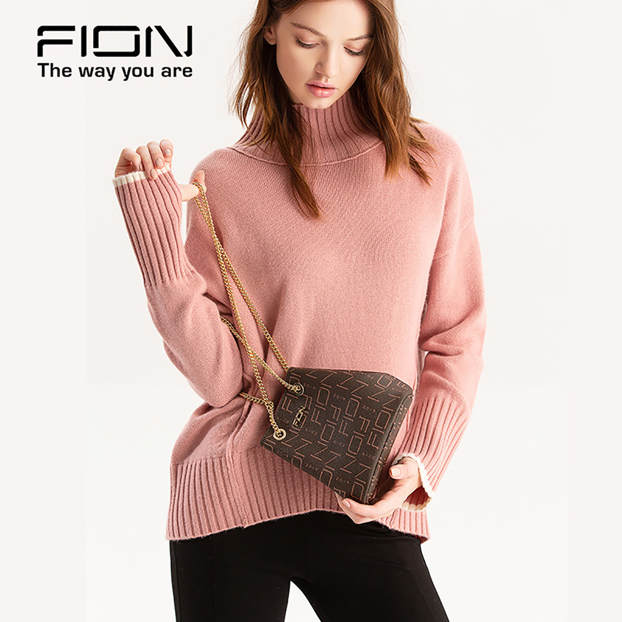 fion/菲安妮包包女2020新款潮迷你单肩斜挎包ins小巧链条包水桶包