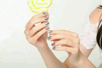 http://img0.pconline.com.cn/pconline/1210/31/3048244_3_thumb.jpg_这次亮相的摩托罗拉a1210一改摩托罗拉一贯色