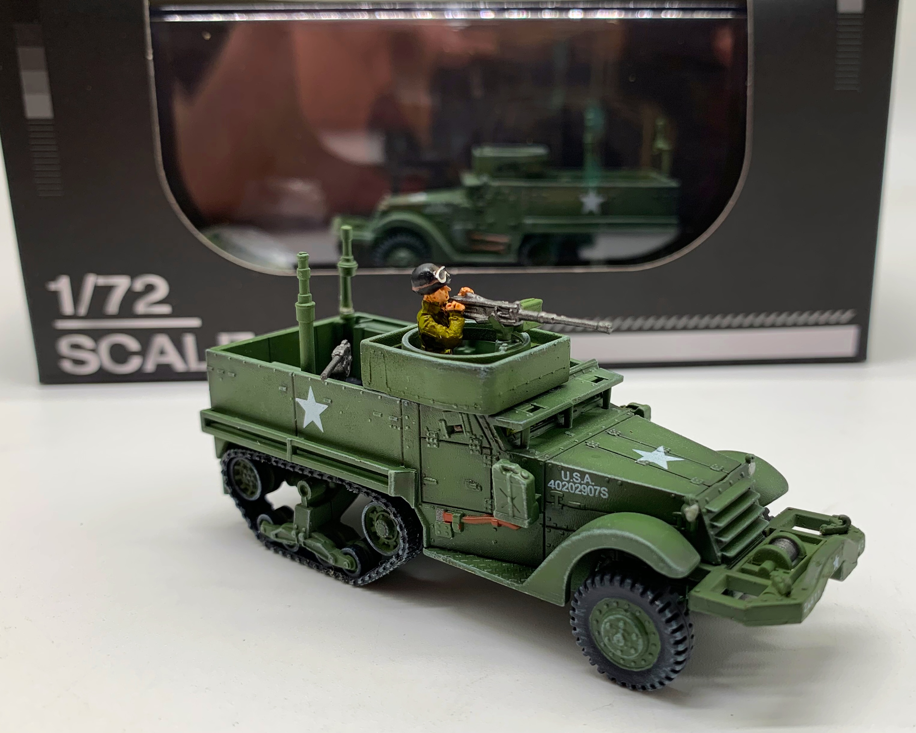 1:72 二战美军美国m3半履带装甲车运兵卡车模型 兵人三荣模型成品