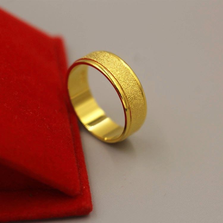 老凤祥云专柜纯铜首饰磨砂仿真24k黄金色情侣结婚对戒999闭口