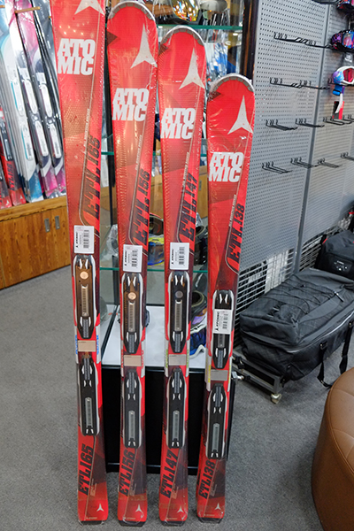 共94 件阿托米克滑雪板相关商品
