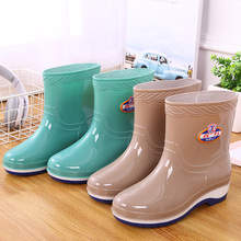 Дождливые туфли для женщин, скользкие, износостойкие, плюшевые и теплые.