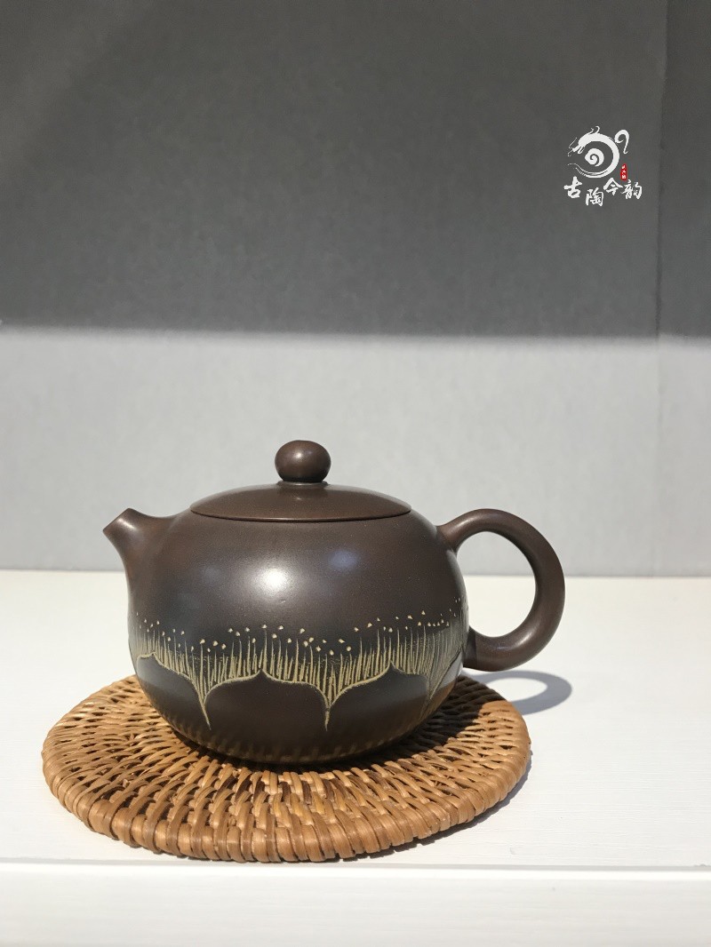 广西钦州坭兴陶茶壶花瓣花蕊