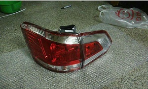 宝骏730尾灯总成改