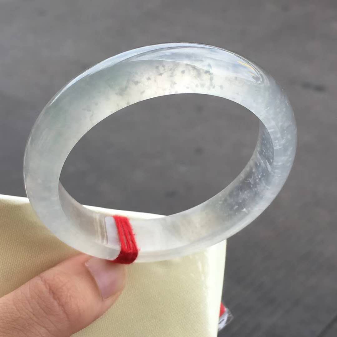缅甸翡翠玉石 木纳雪花棉冰种手镯 真的难得 尺寸54.5-13.2-8.
