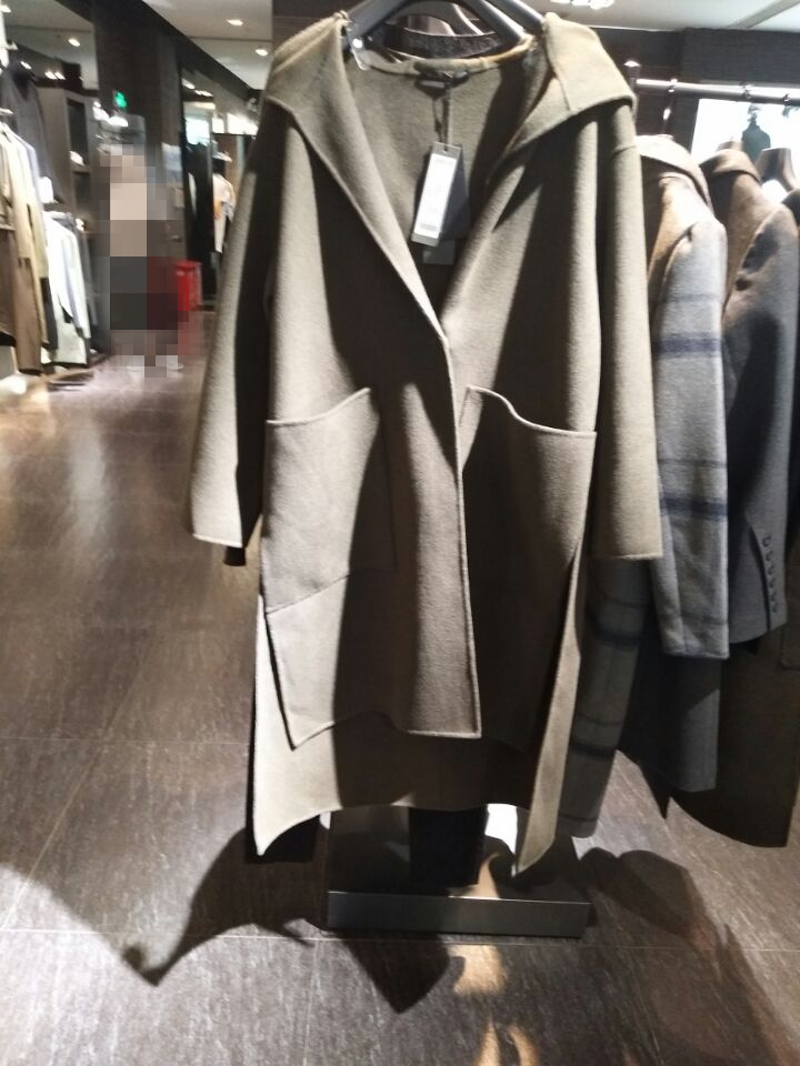 共248 件圣迪奥大衣女相关商品