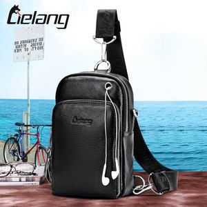 单肩包男斜挎包 男士选什么牌子好 男士单肩斜